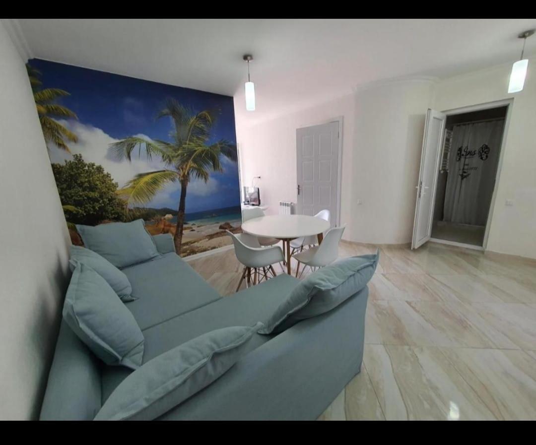 Paradise Apartment Batumi Exteriör bild